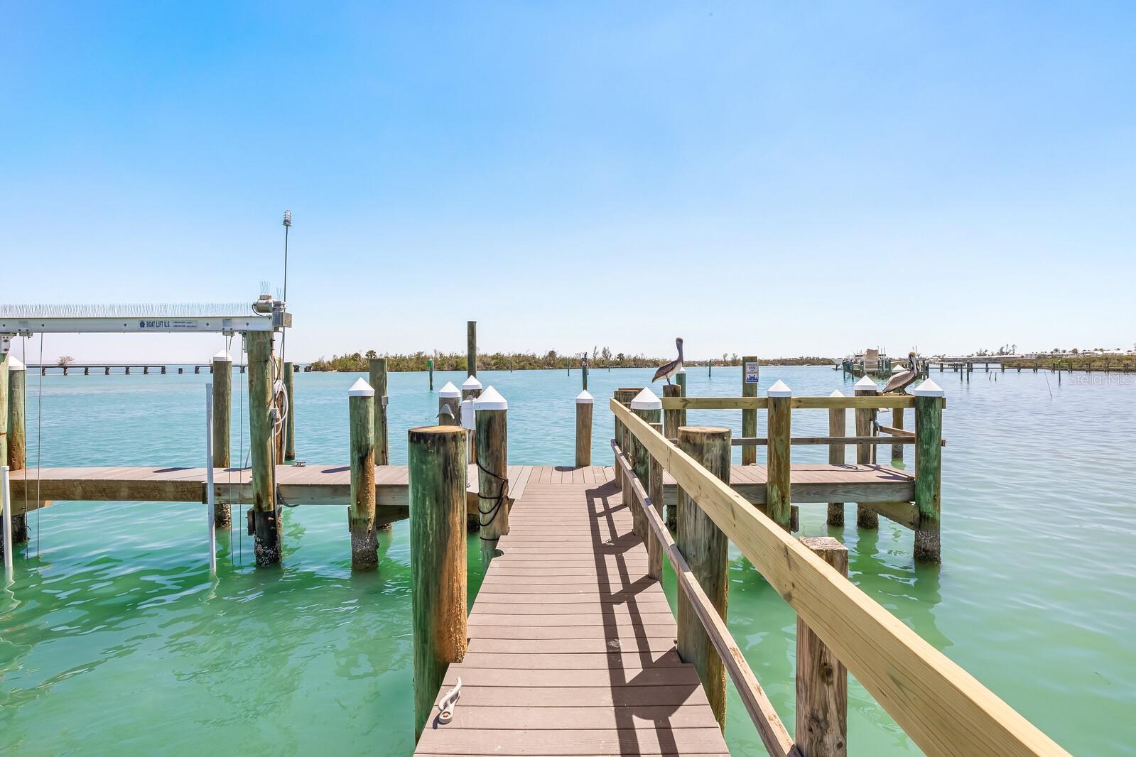 Image 6 of 7 For 6040 Boca Grande Causeway  28