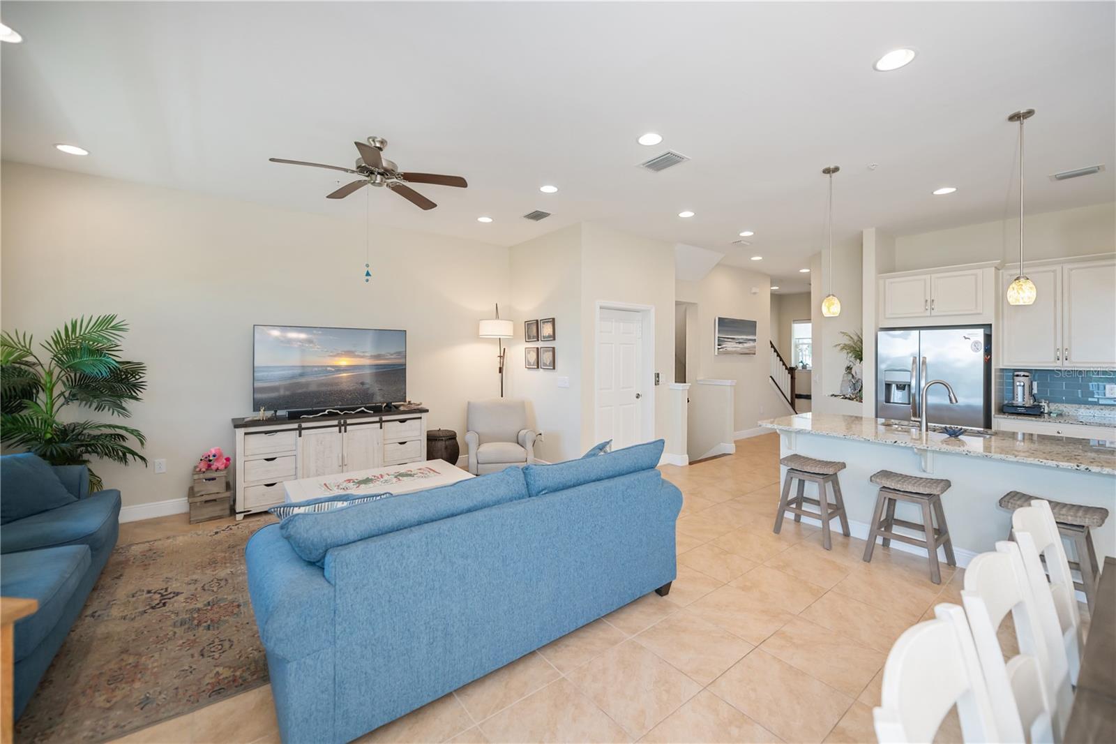 Image 19 of 98 For 10350 Longshore Road 61