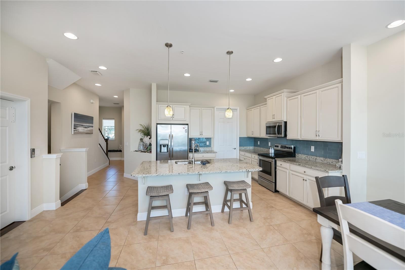 Image 23 of 98 For 10350 Longshore Road 61