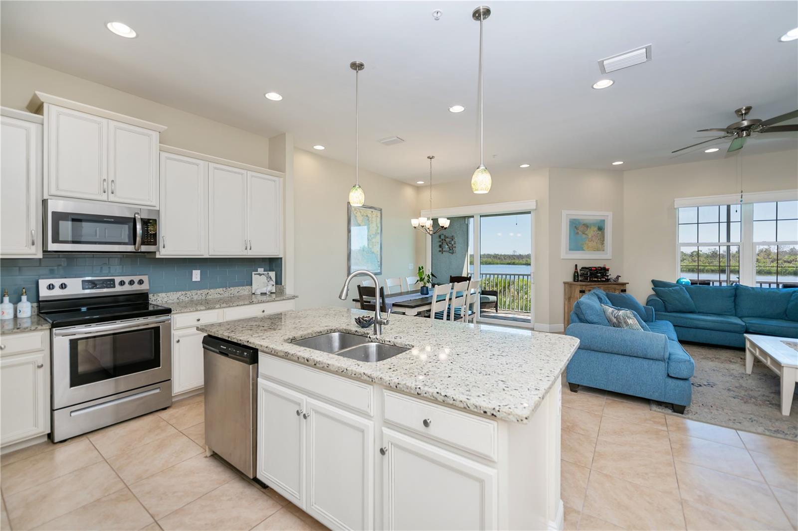 Image 26 of 98 For 10350 Longshore Road 61