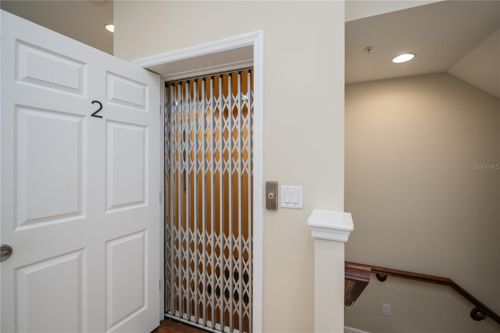 Image 32 of 98 For 10350 Longshore Road 61