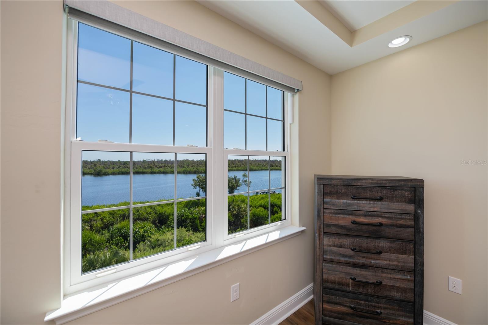 Image 43 of 98 For 10350 Longshore Road 61