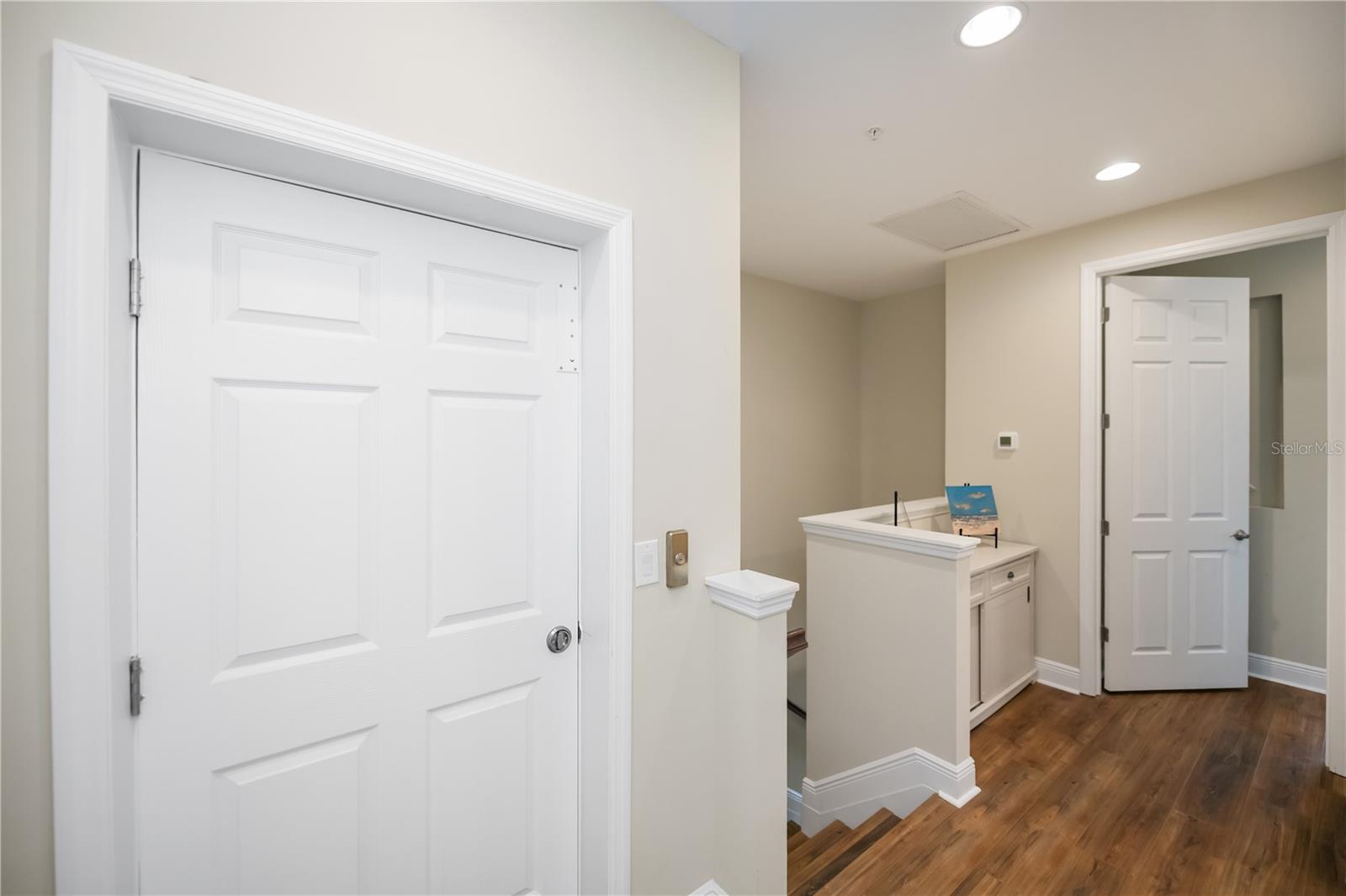 Image 54 of 98 For 10350 Longshore Road 61