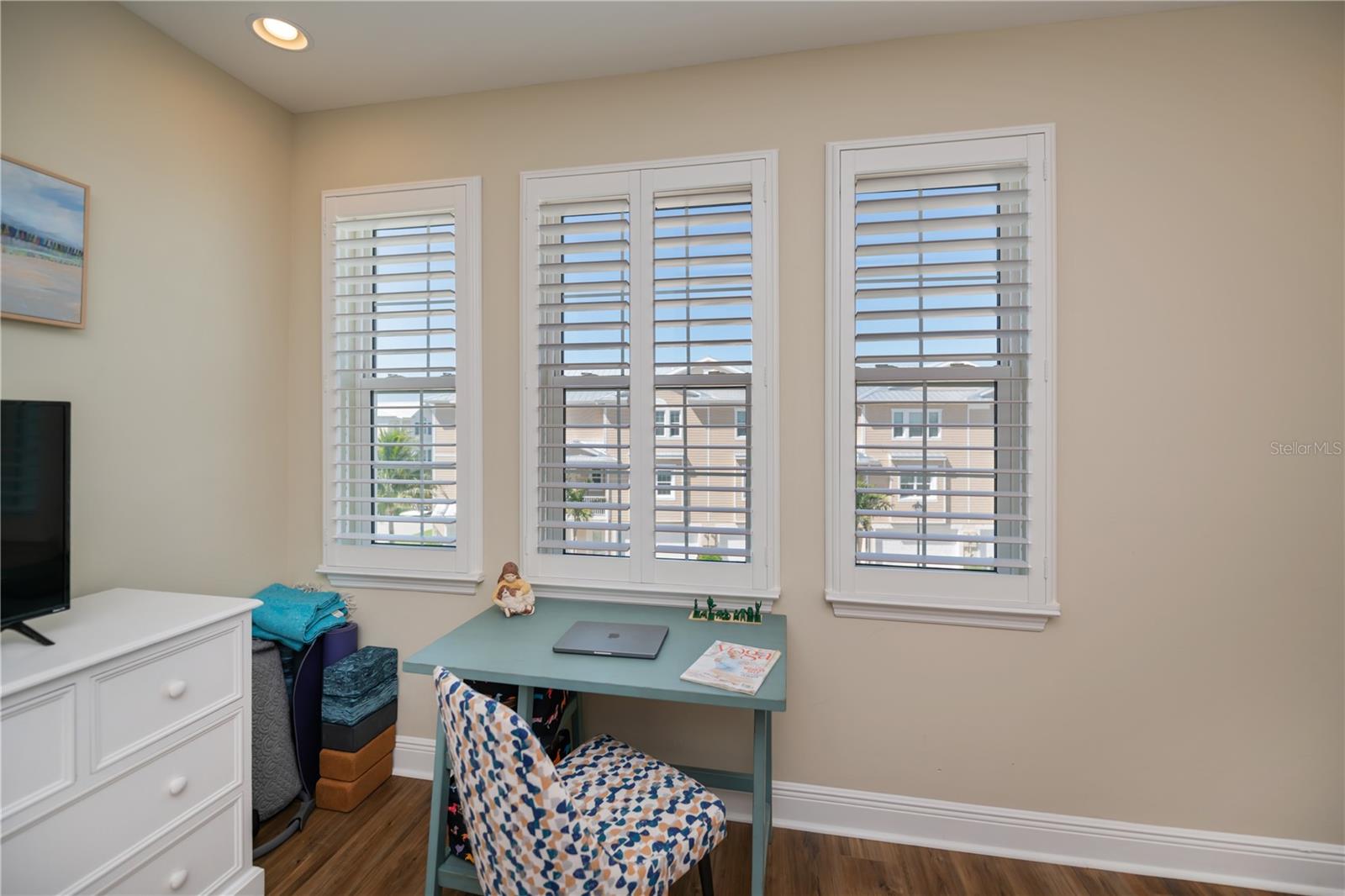 Image 58 of 98 For 10350 Longshore Road 61