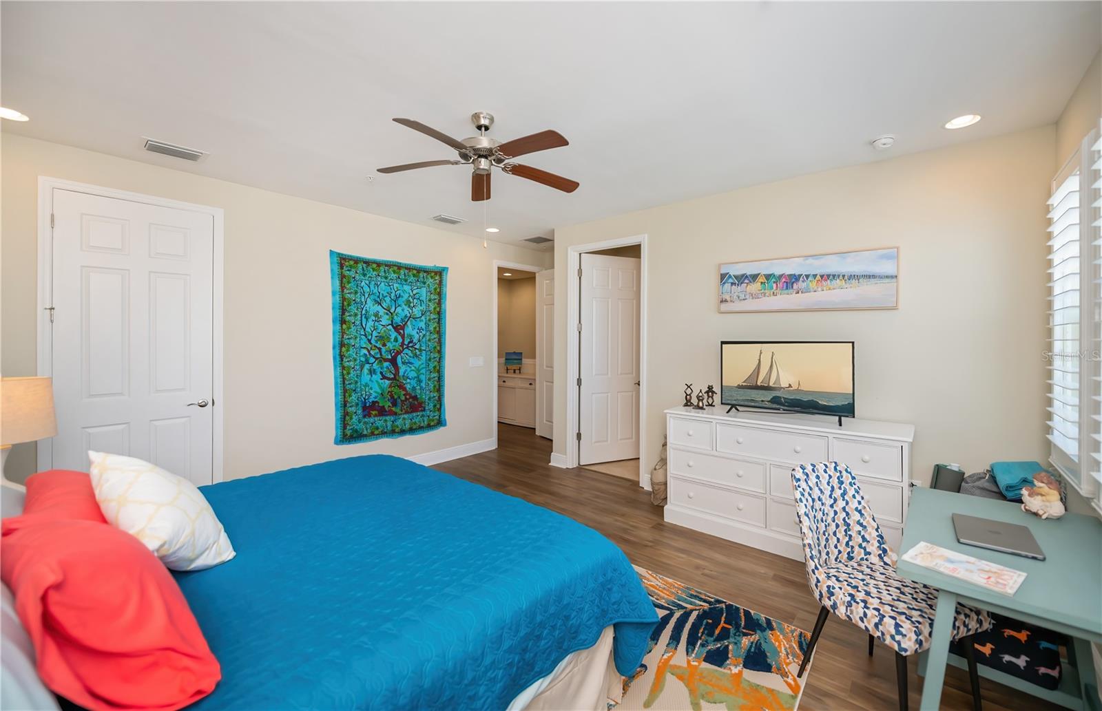 Image 59 of 98 For 10350 Longshore Road 61