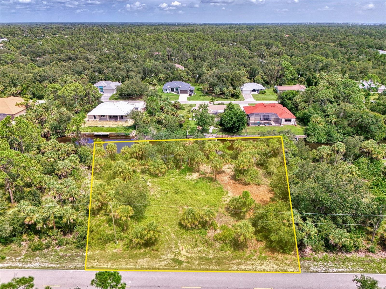 Image 10 of 25 For 3116 Como Street