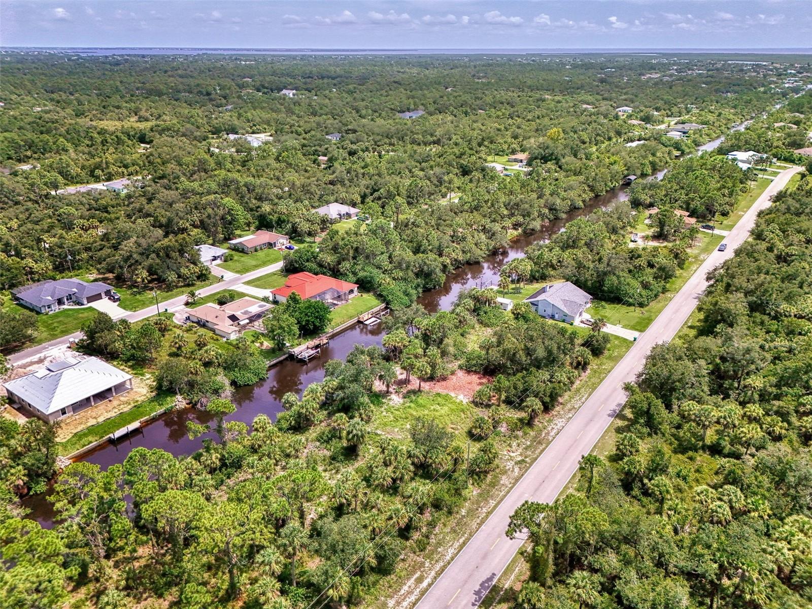 Image 20 of 25 For 3116 Como Street