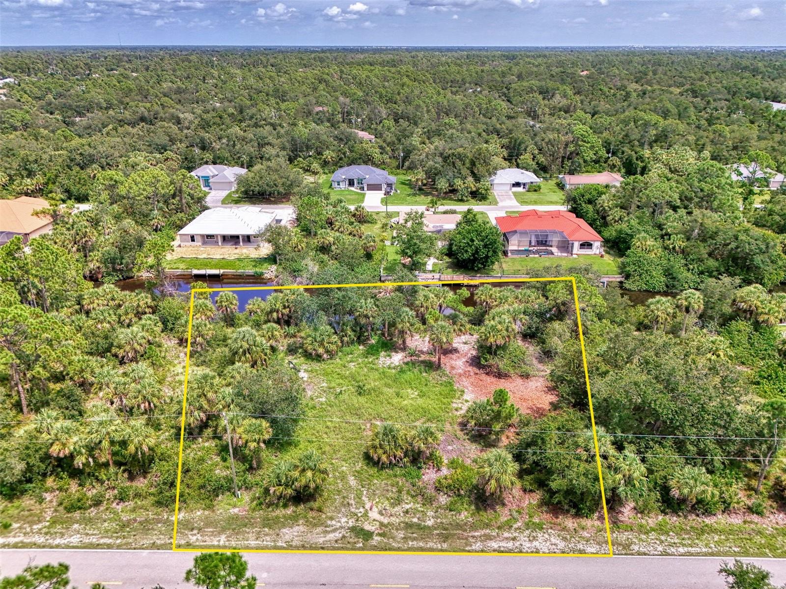 Image 9 of 25 For 3116 Como Street