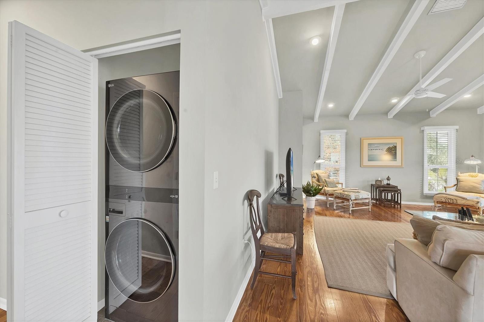 Image 29 of 38 For 2420 24th Street W