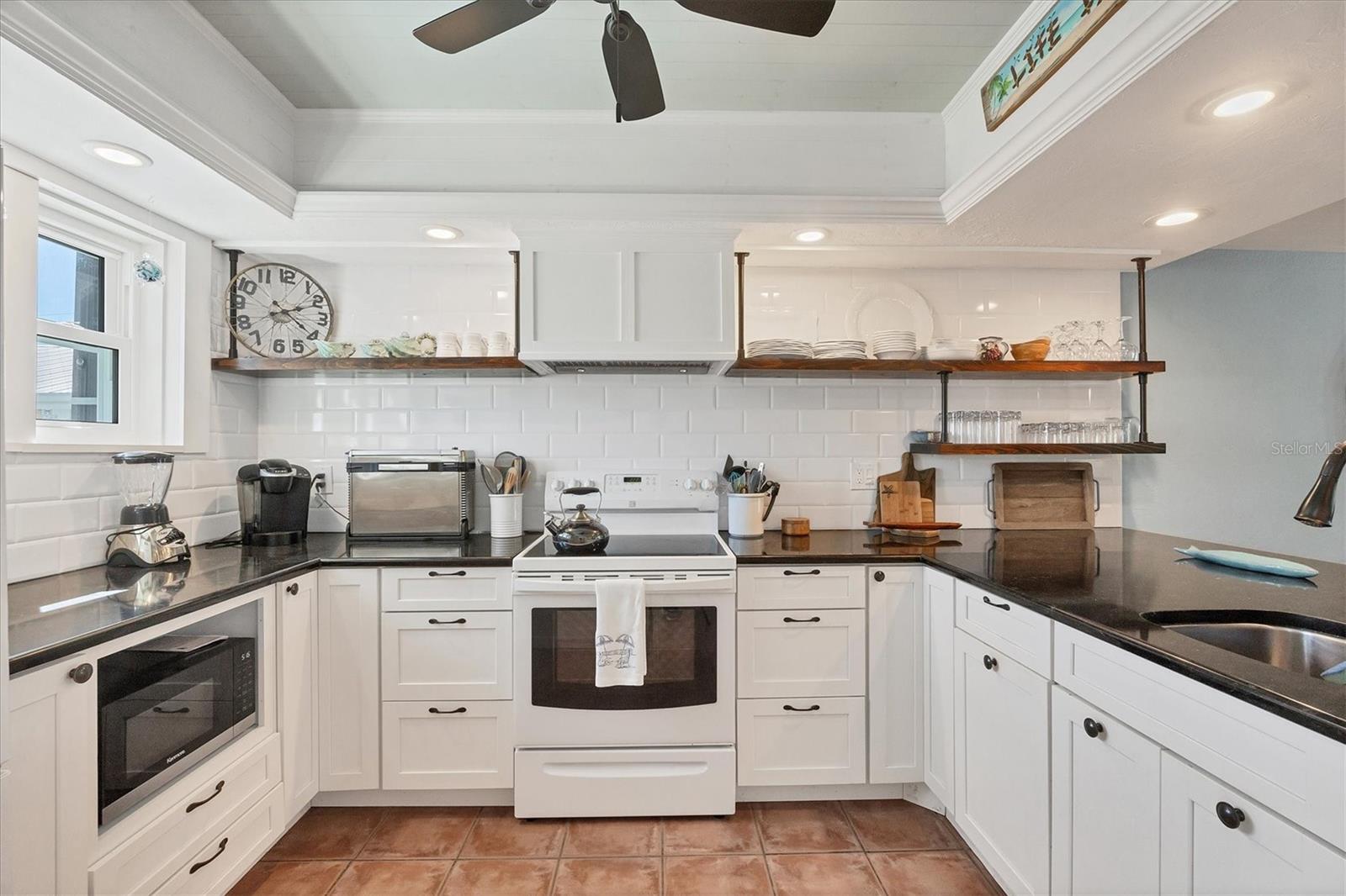 Image 18 of 45 For 530 5th Street W 4