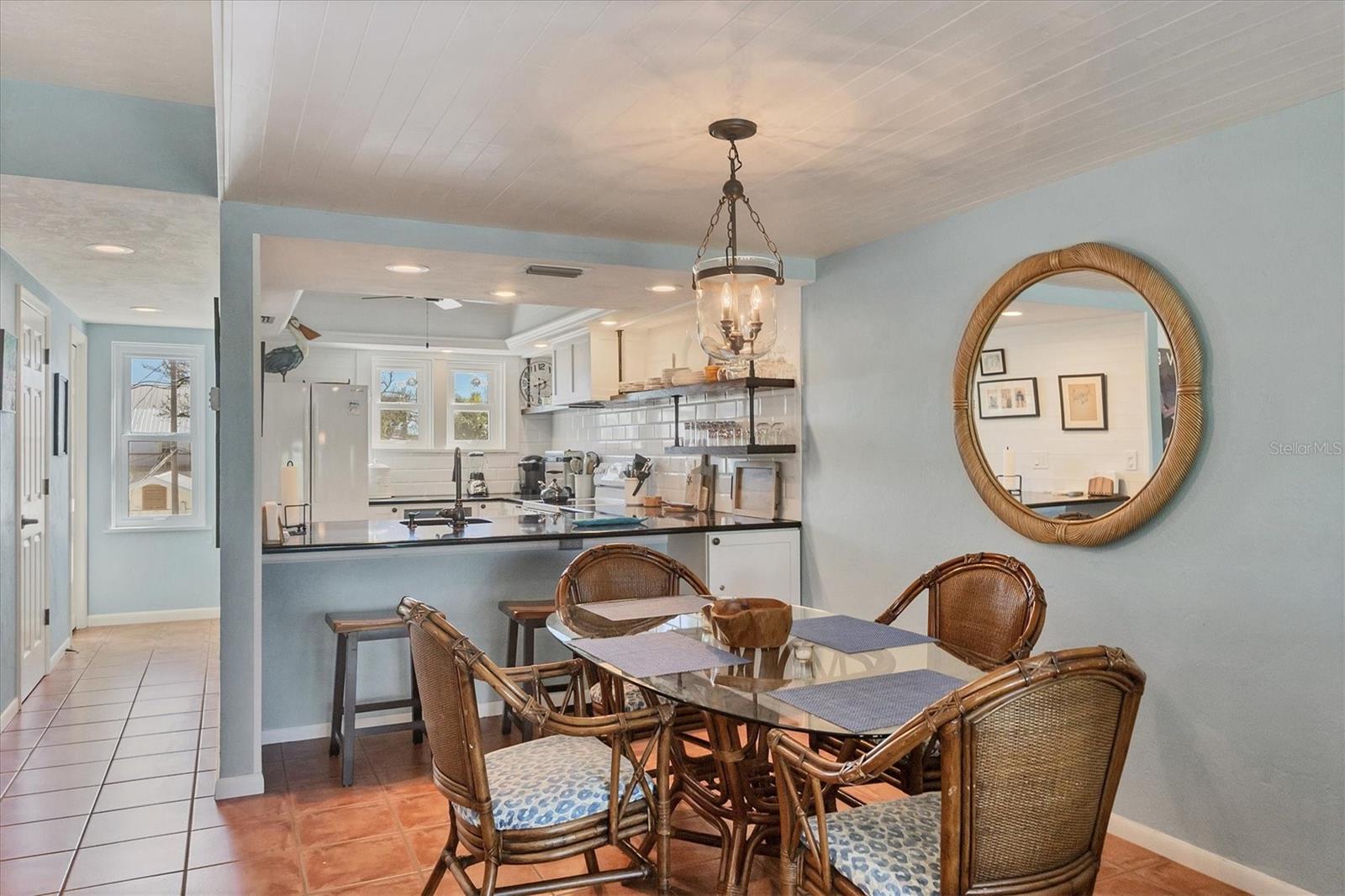 Image 21 of 45 For 530 5th Street W 4