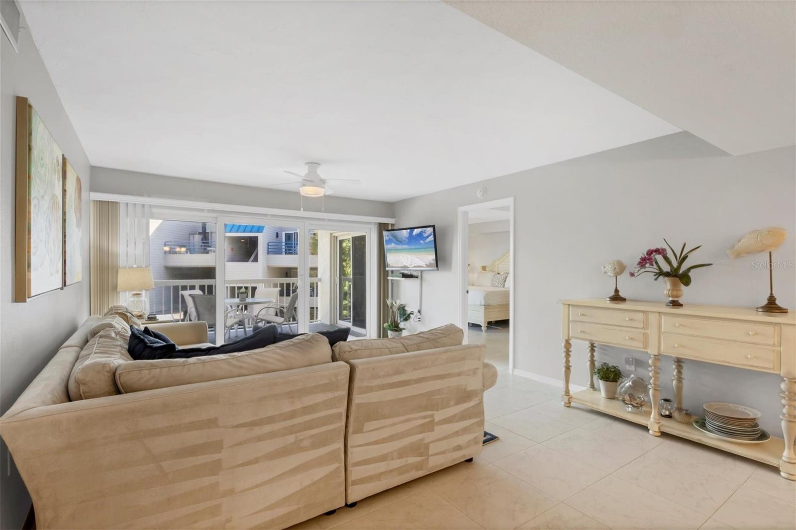 Image 12 of 80 For 2380 Beach Road 108