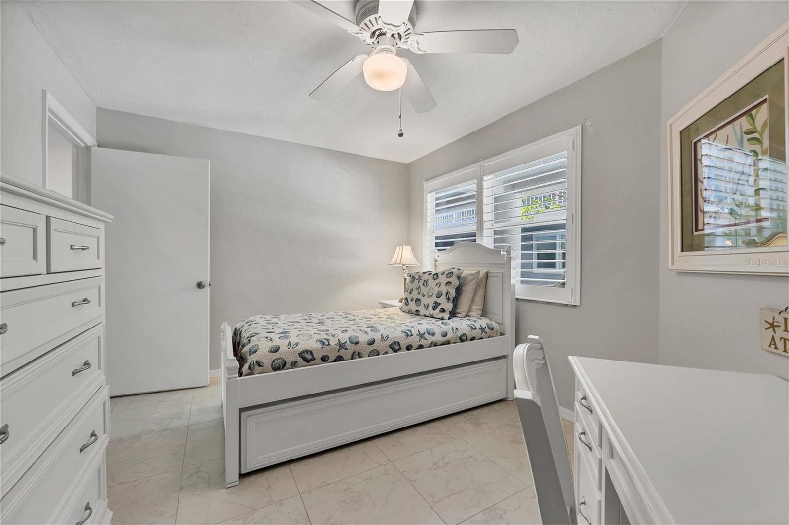 Image 30 of 80 For 2380 Beach Road 108