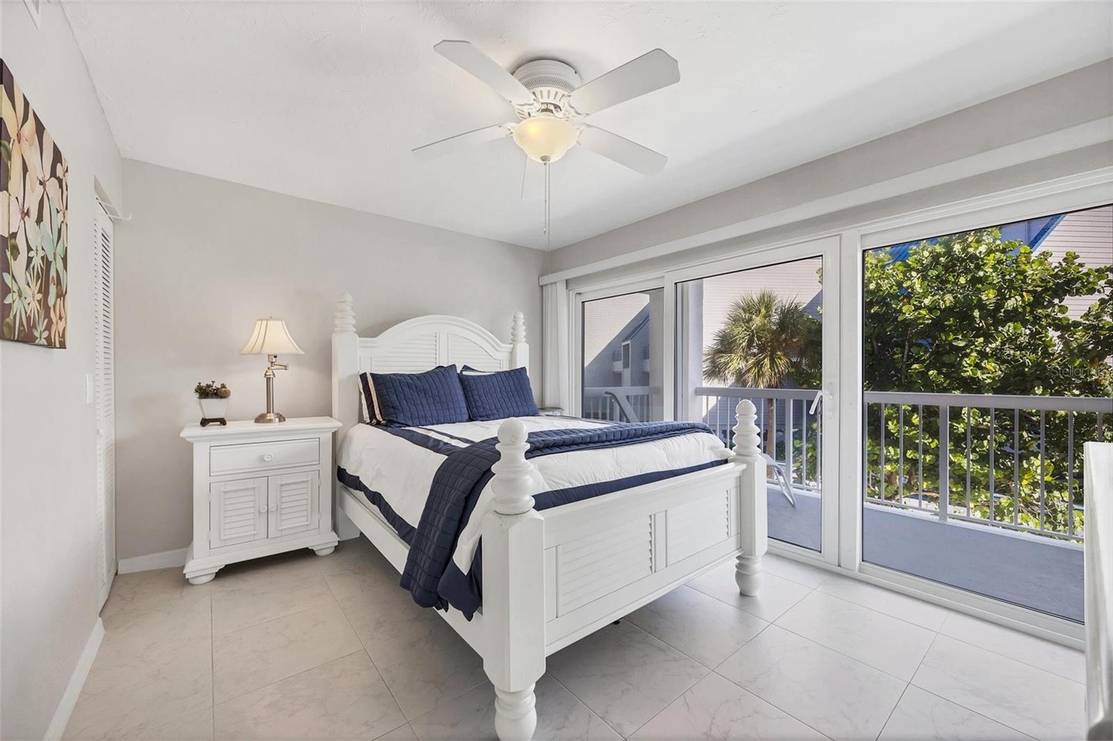 Image 32 of 80 For 2380 Beach Road 108