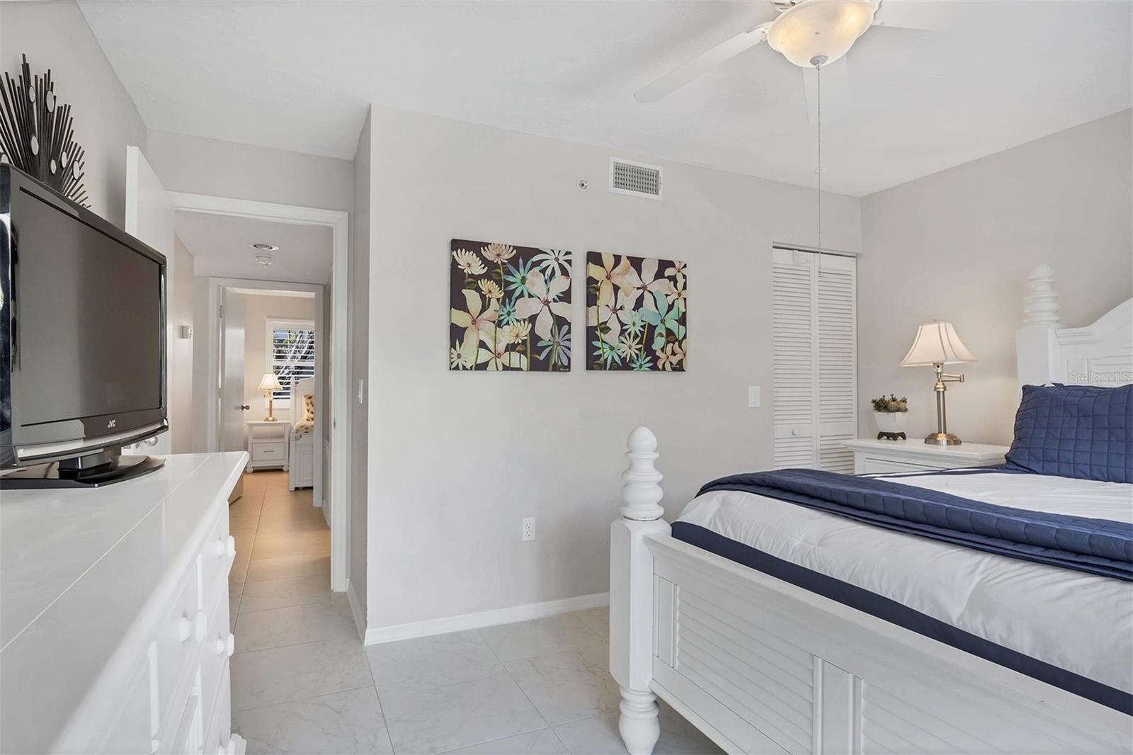 Image 33 of 80 For 2380 Beach Road 108