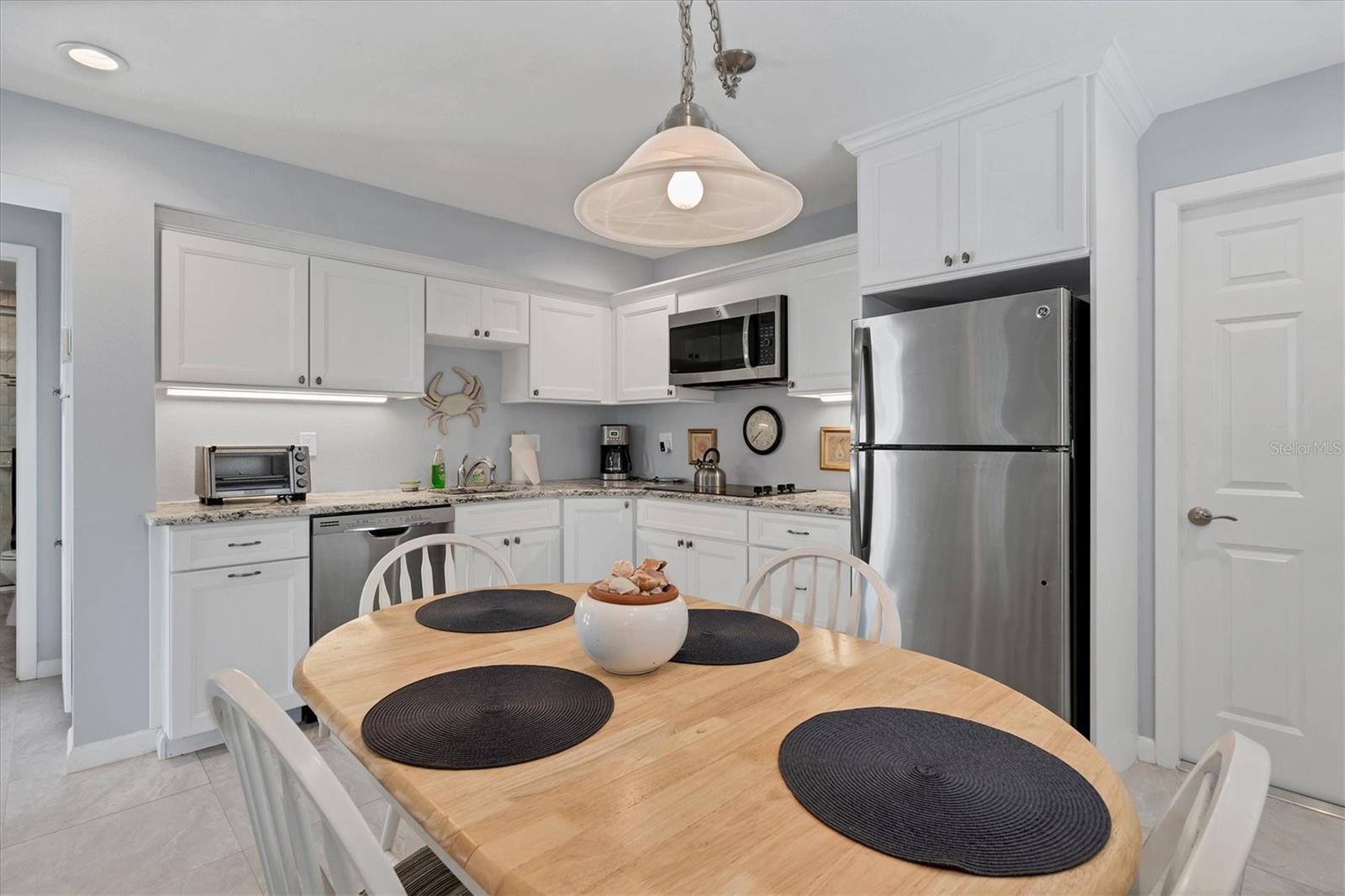 Image 32 of 48 For 4010 40th Street W