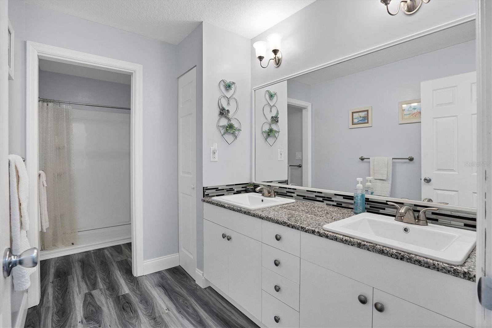 Image 38 of 48 For 4010 40th Street W