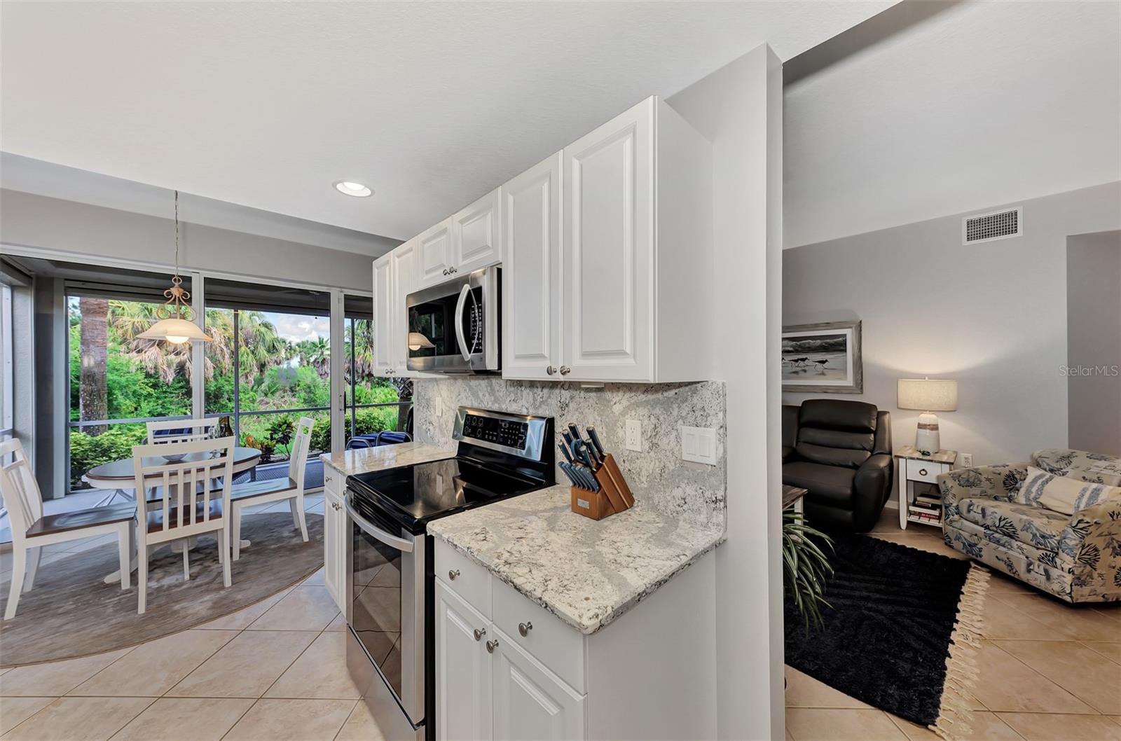 Image 20 of 73 For 3423 Grand Vista Court 101