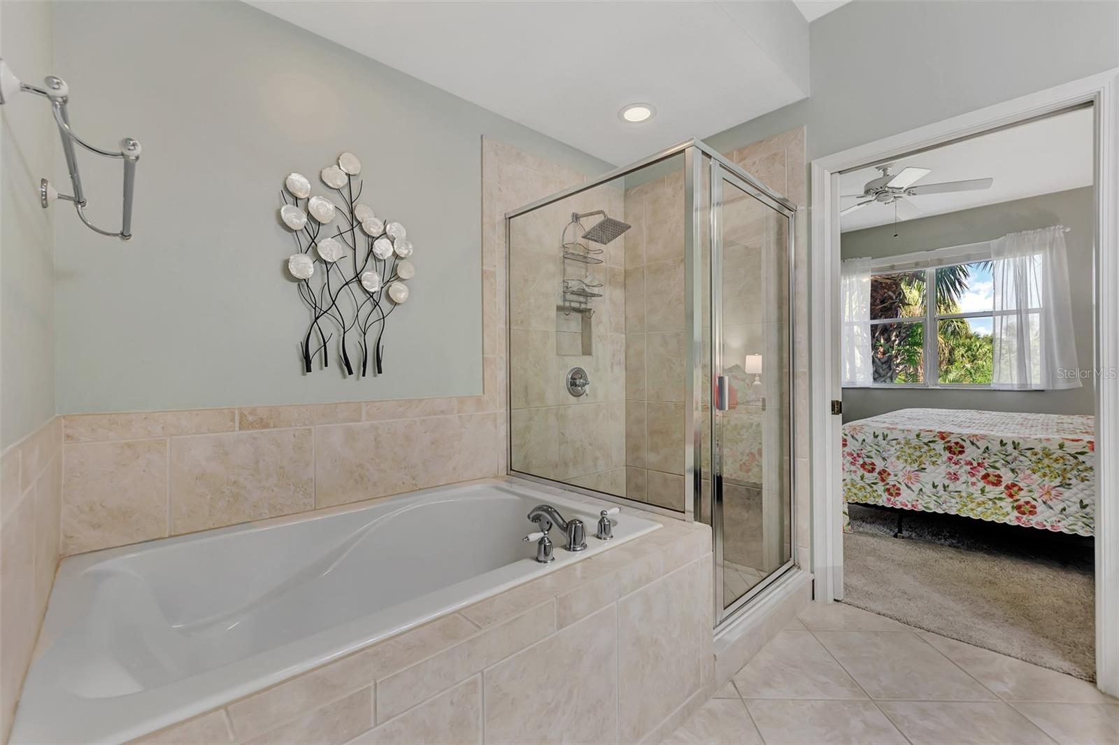 Image 33 of 73 For 3423 Grand Vista Court 101