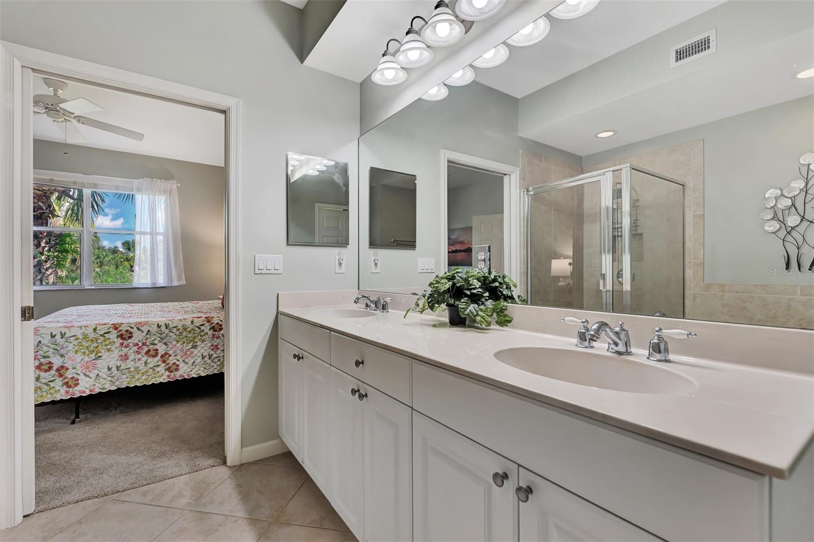 Image 34 of 73 For 3423 Grand Vista Court 101