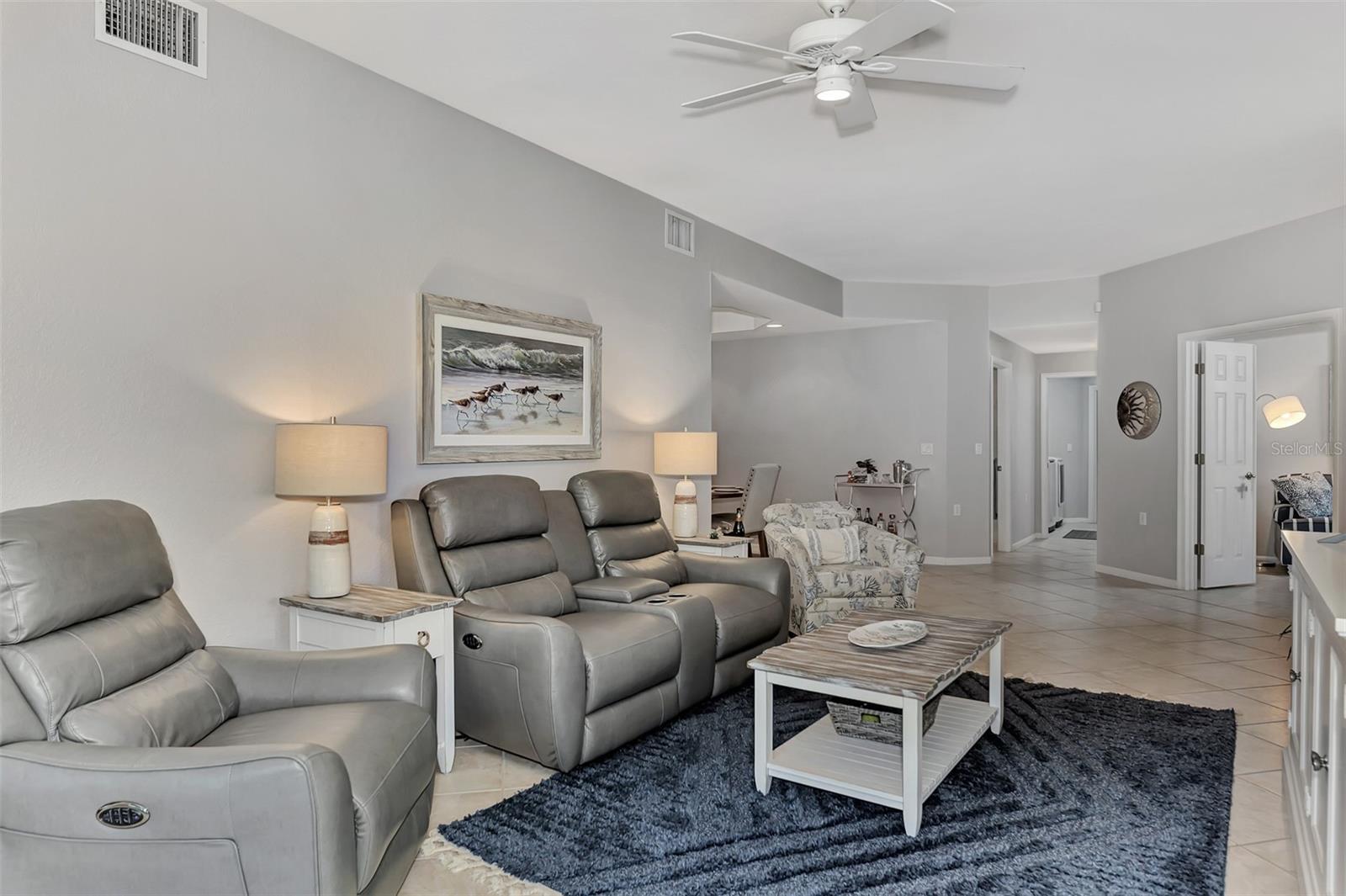 Image 9 of 73 For 3423 Grand Vista Court 101