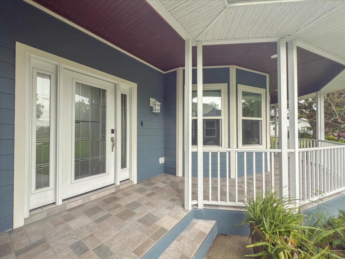 Image 4 of 60 For 6175 Riverside Drive