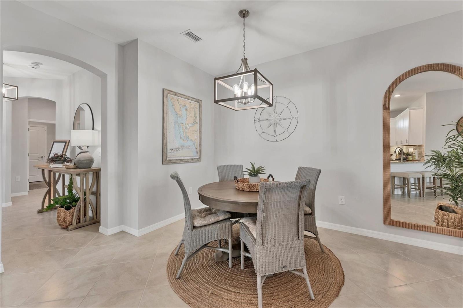 Image 21 of 46 For 2049 Bonito Way