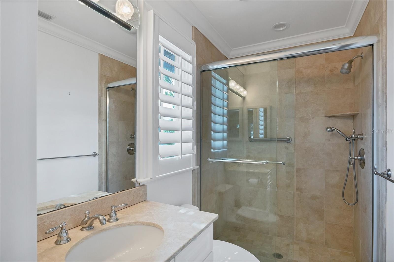 Image 35 of 45 For 1031 10th Street W