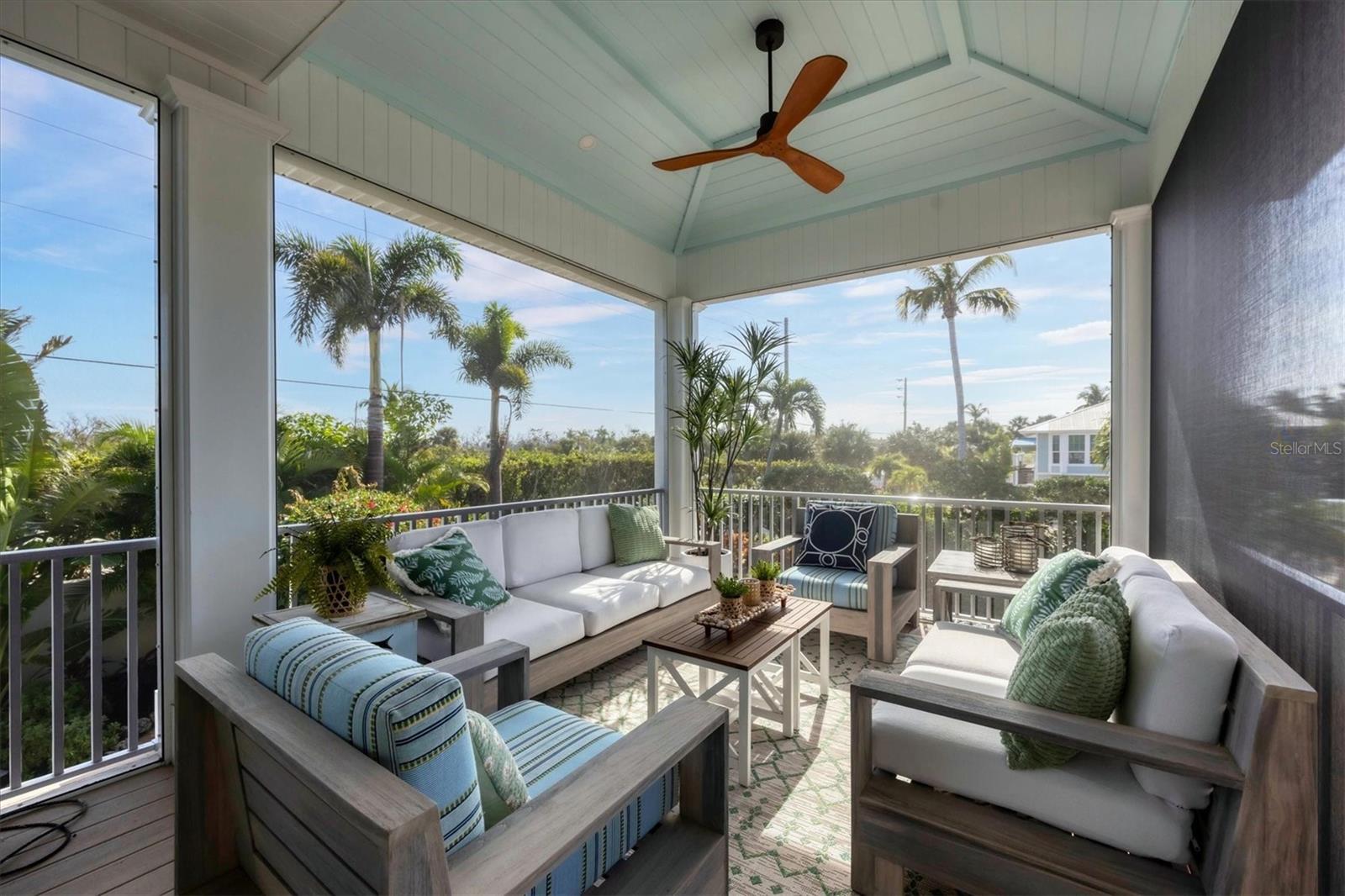 Image 17 of 53 For 2425 24th Street W