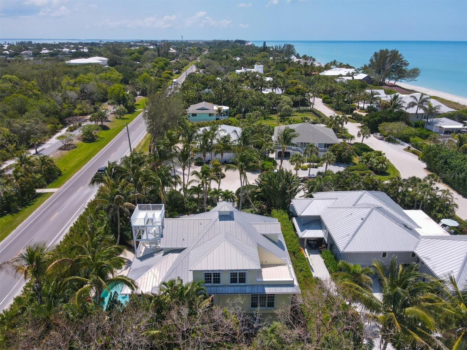 Image 2 of 53 For 2425 24th Street W