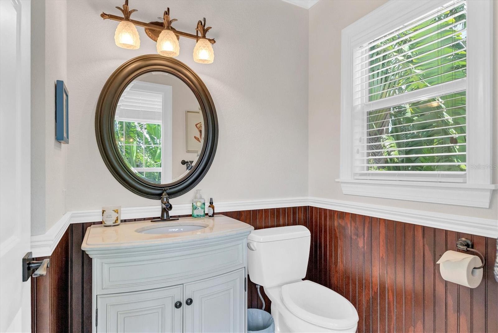 Image 22 of 53 For 2425 24th Street W