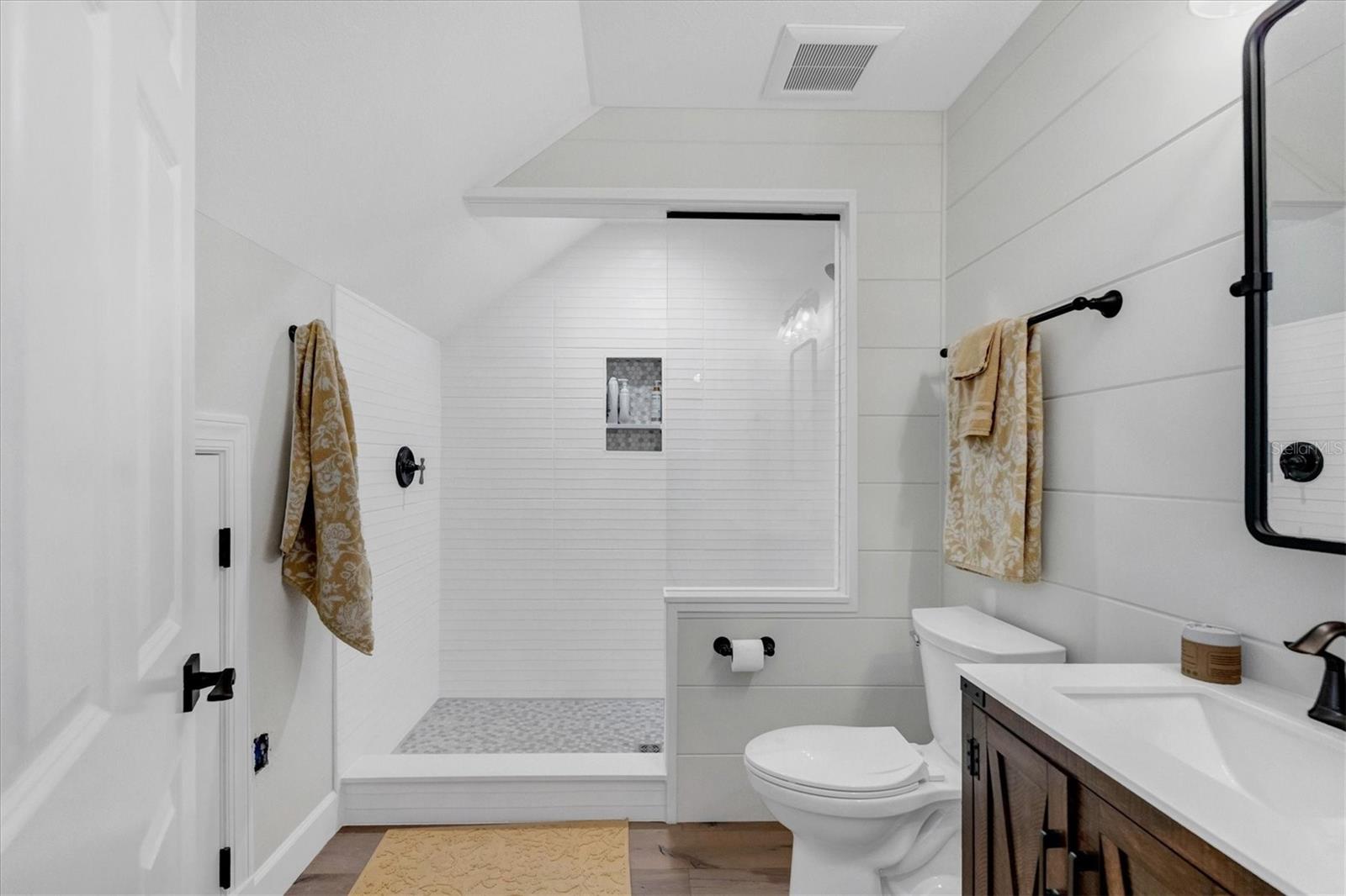 Image 37 of 53 For 2425 24th Street W