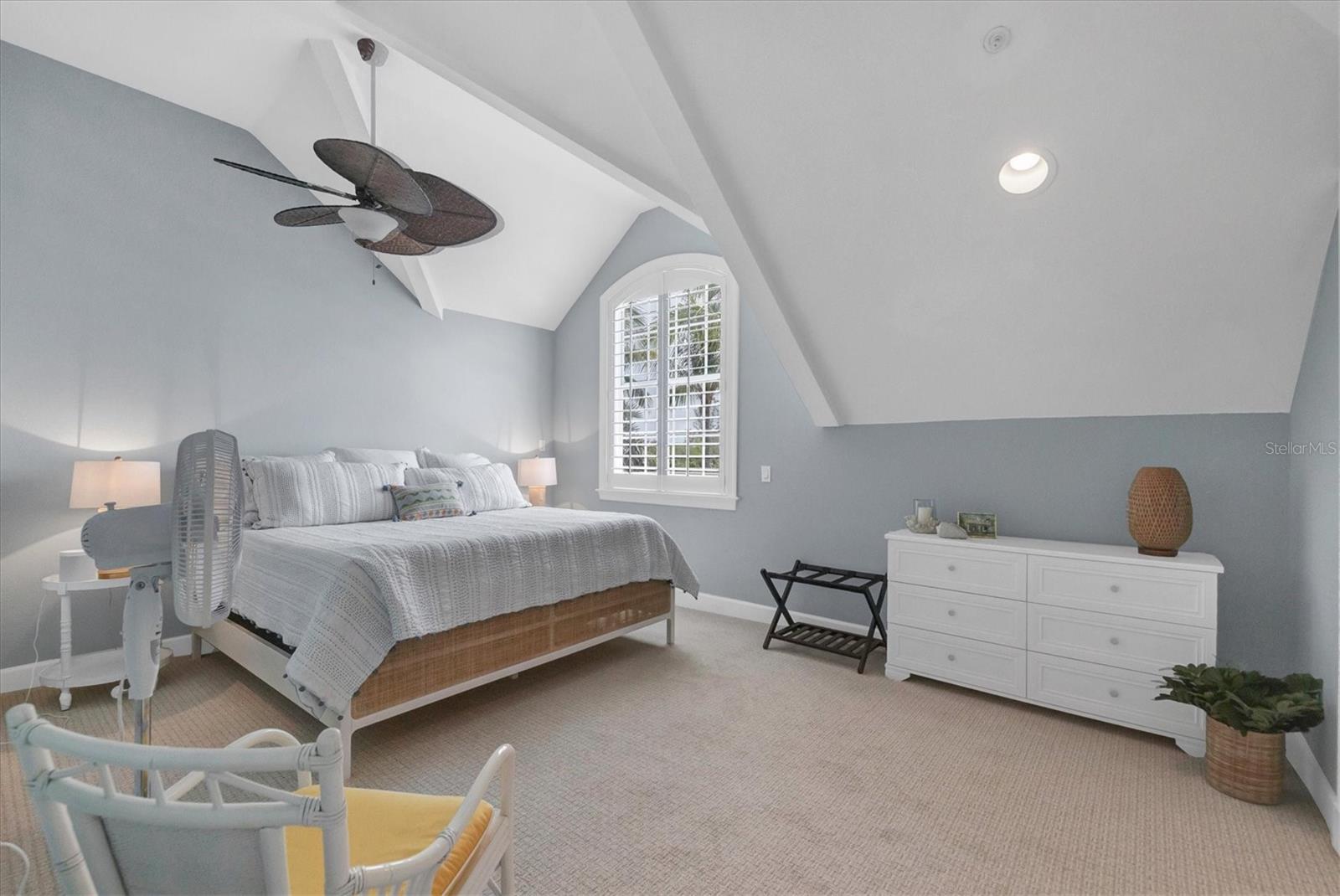 Image 38 of 53 For 2425 24th Street W