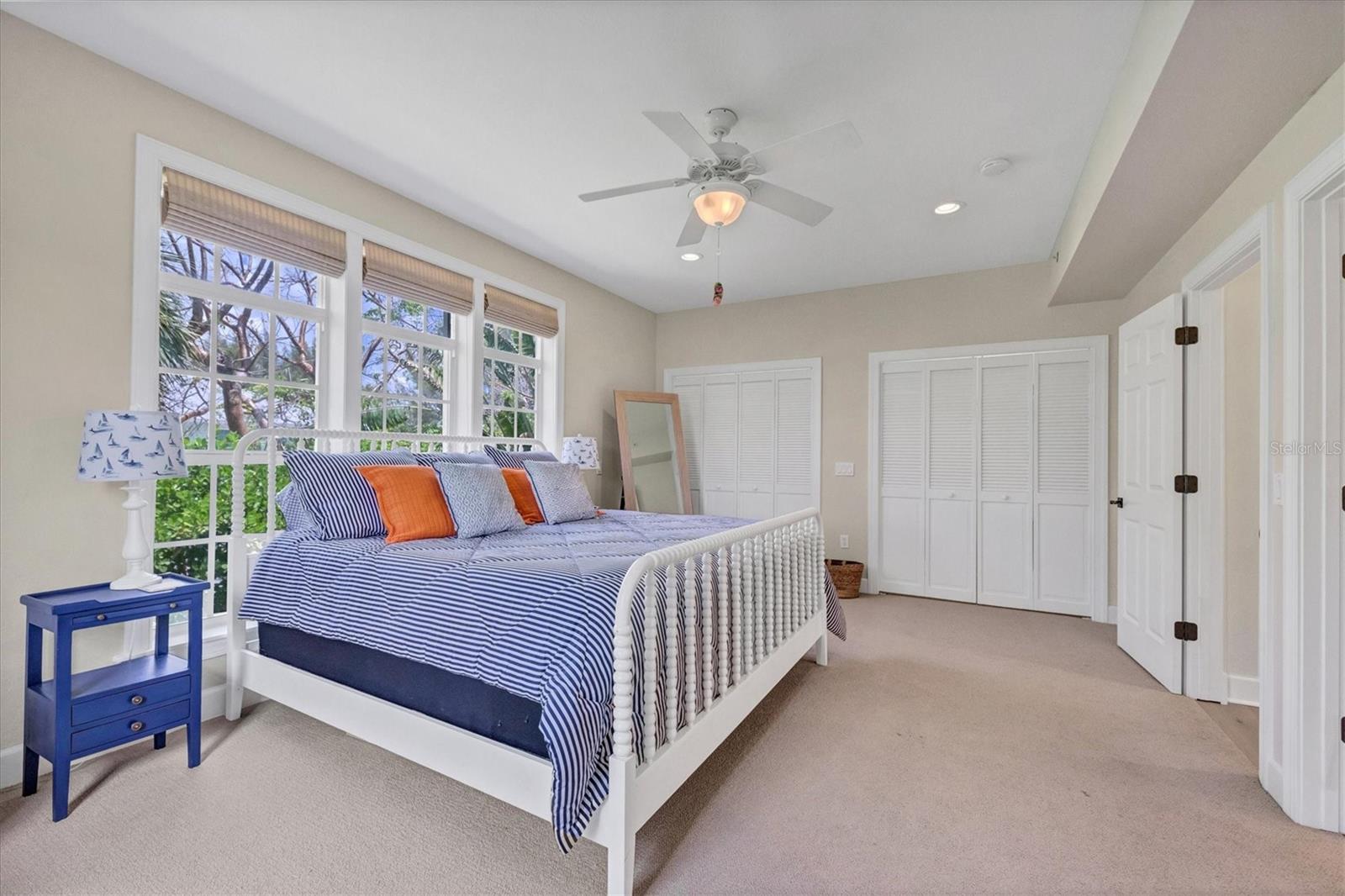 Image 44 of 53 For 2425 24th Street W