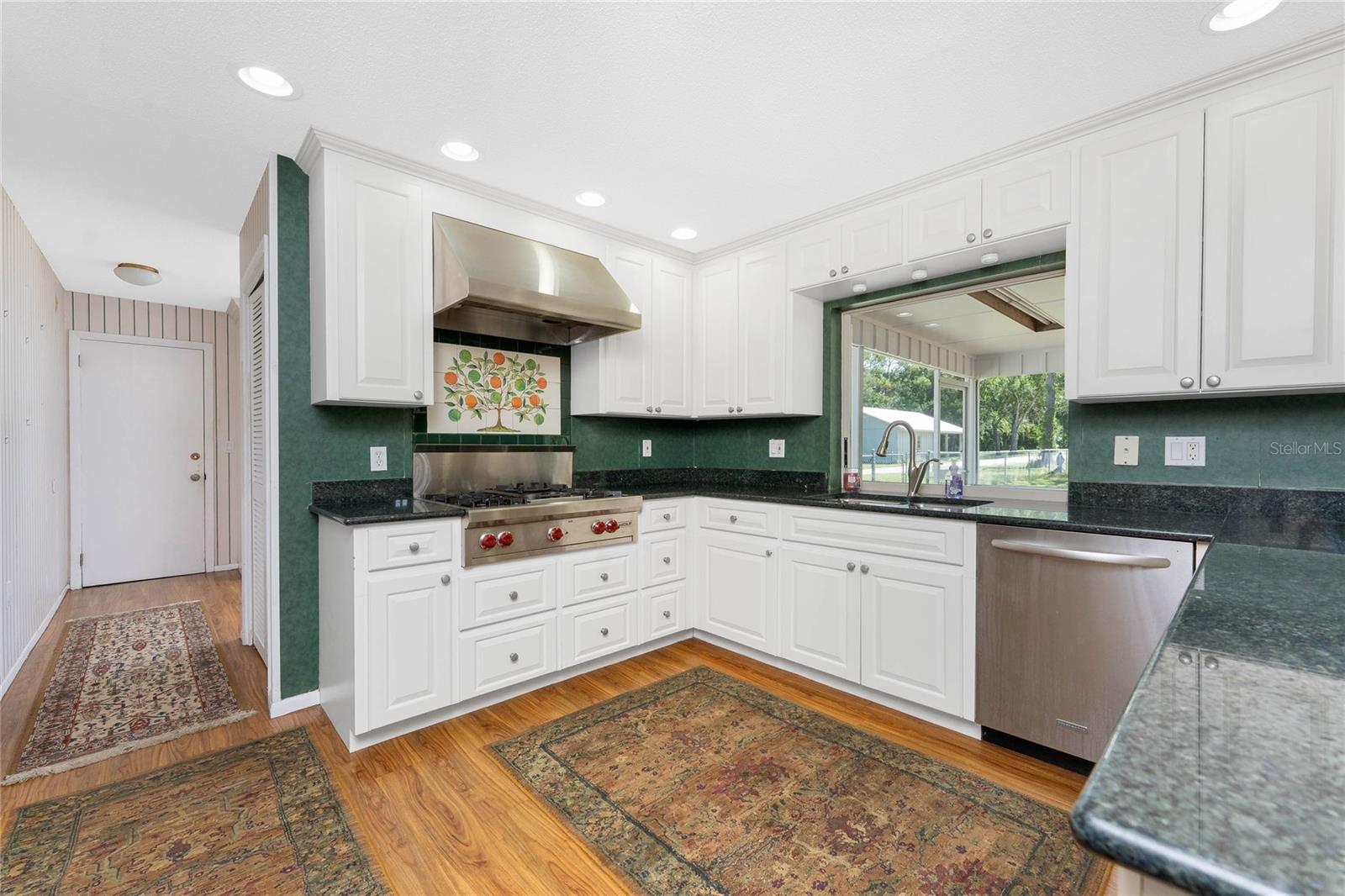 Image 13 of 56 For 1120 Larchmont Drive