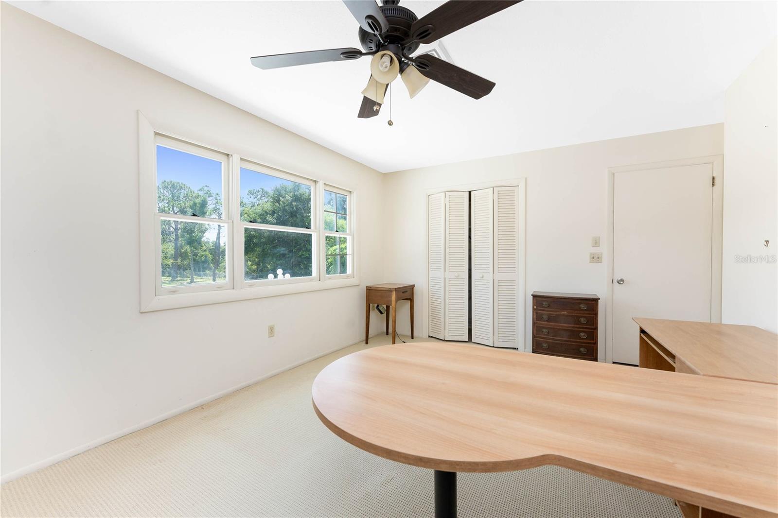 Image 28 of 56 For 1120 Larchmont Drive