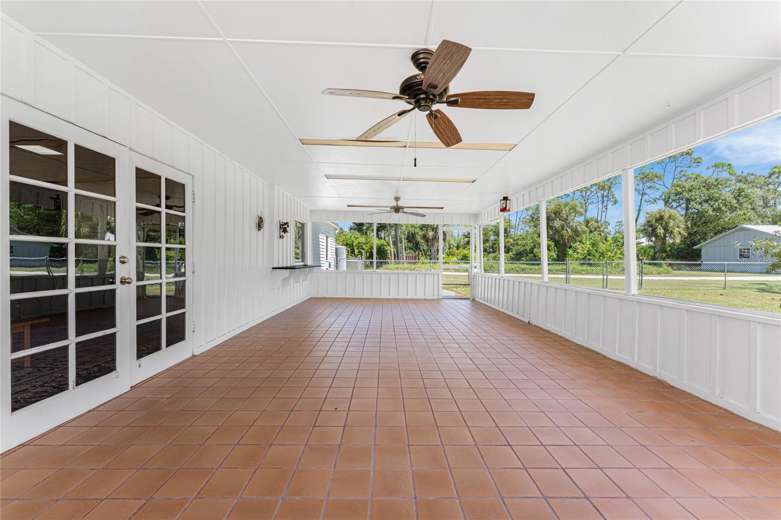 Image 36 of 56 For 1120 Larchmont Drive