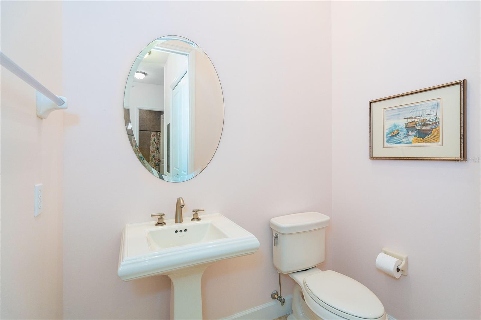 Image 14 of 45 For 1375 Beach Road 309