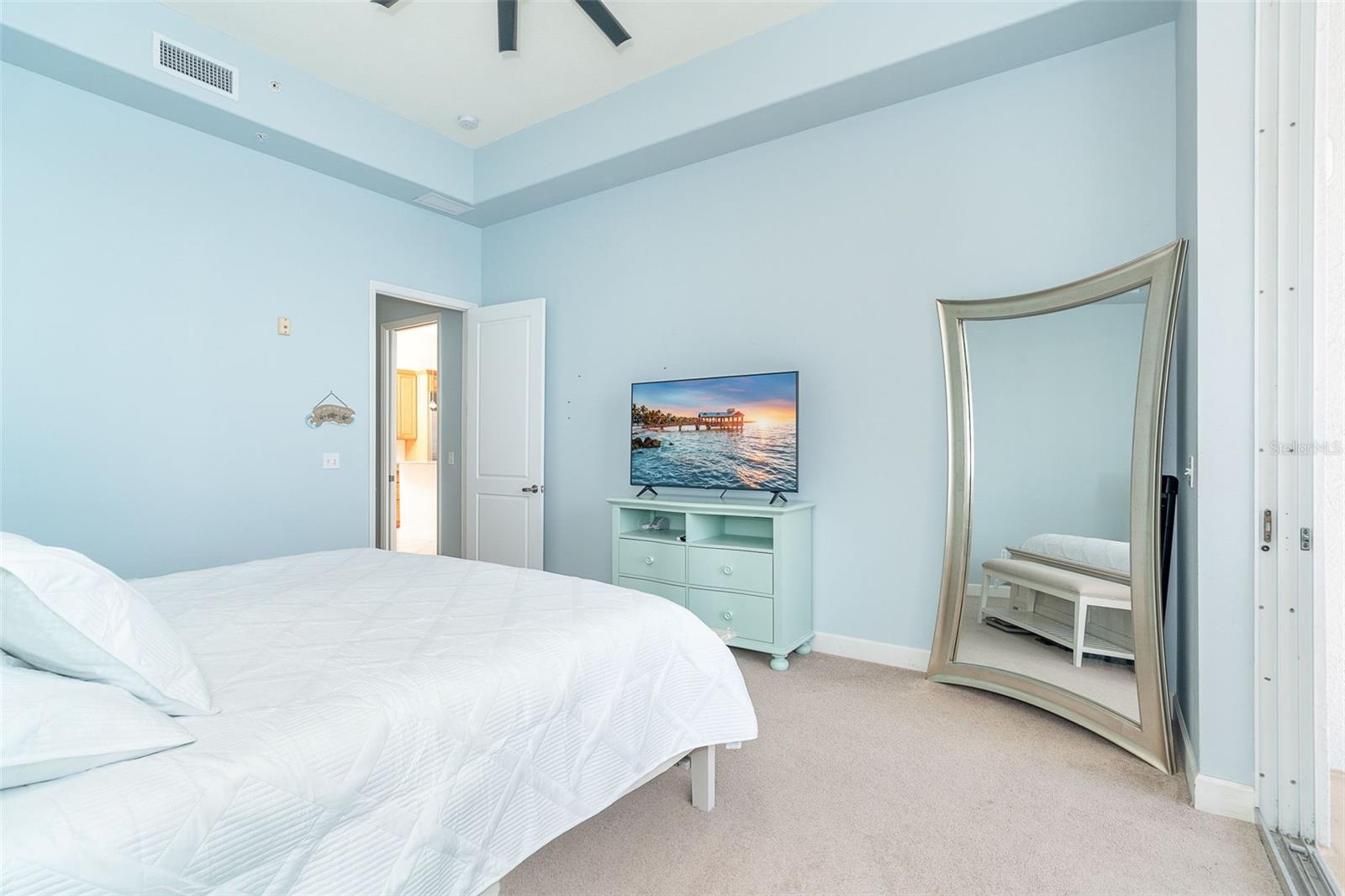 Image 39 of 45 For 1375 Beach Road 309