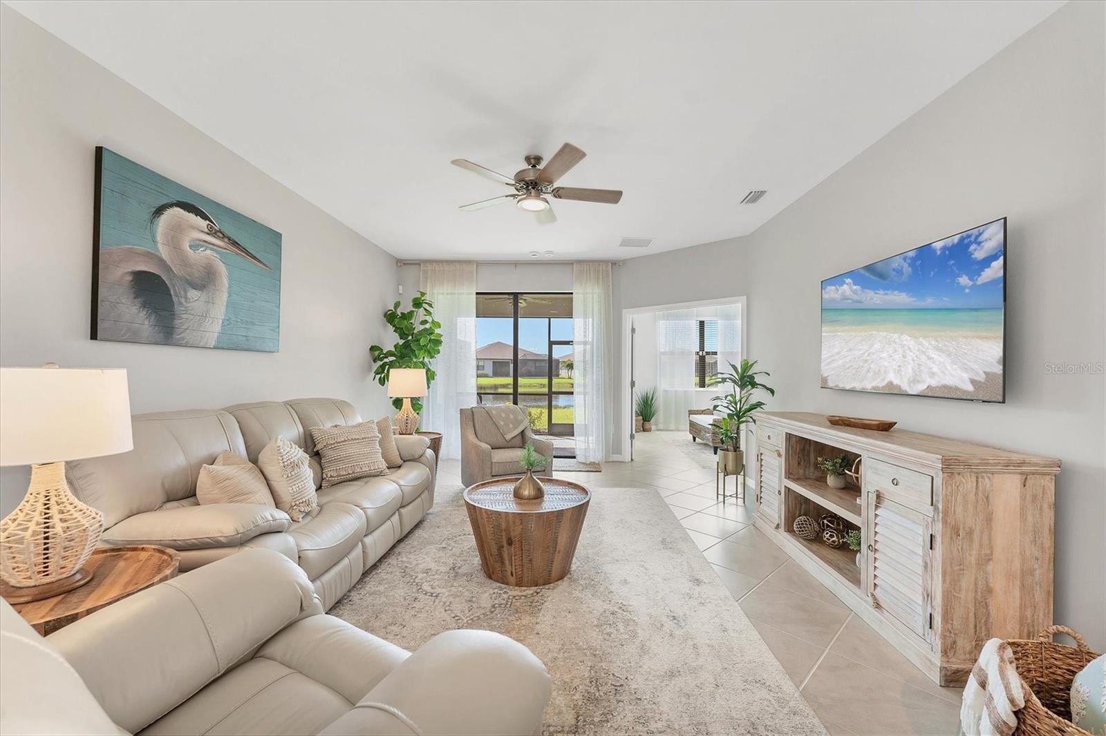 Image 13 of 46 For 2049 Bonito Way