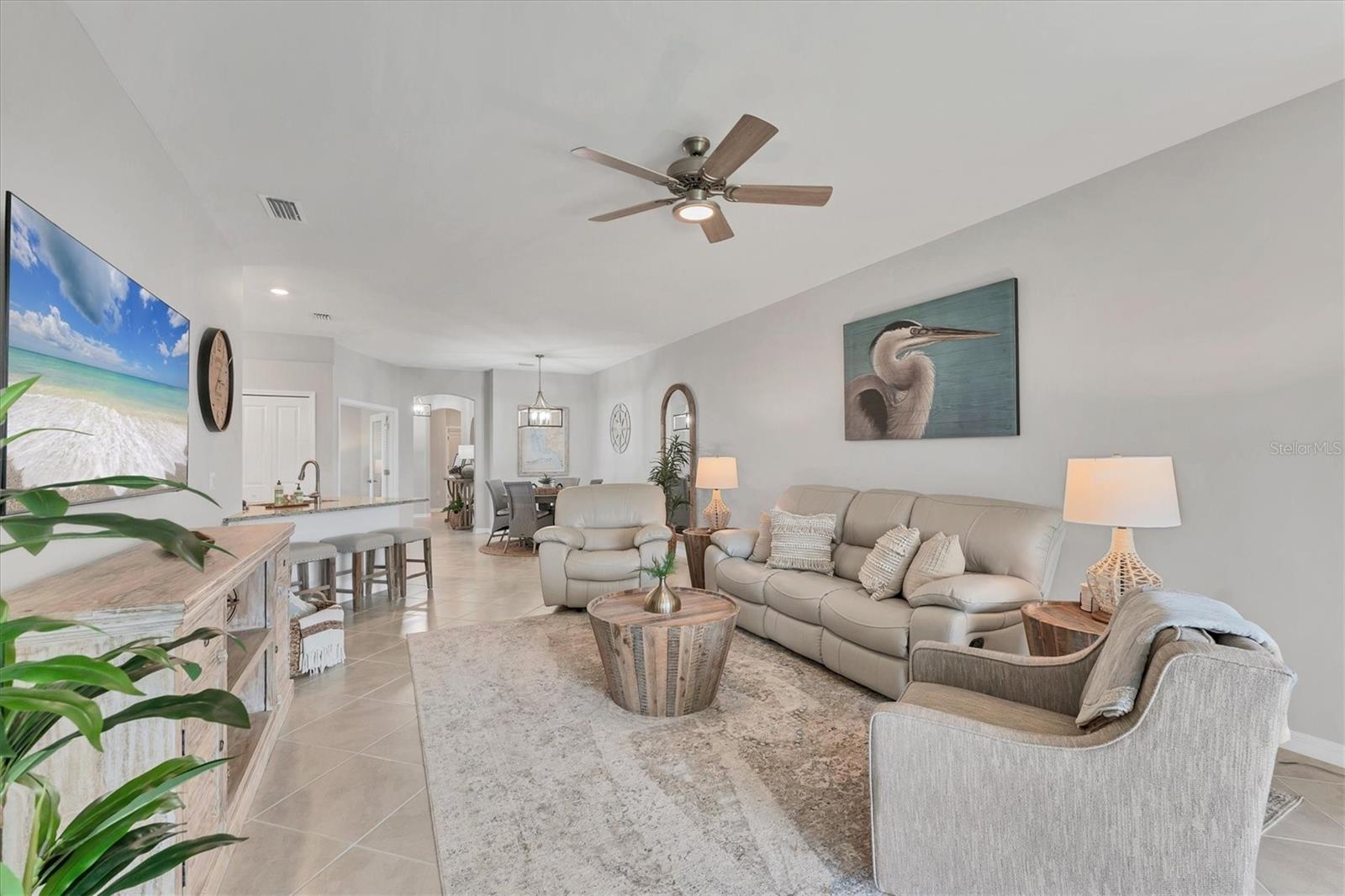 Image 16 of 46 For 2049 Bonito Way