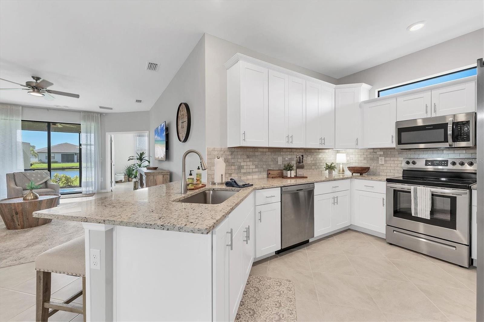 Image 19 of 46 For 2049 Bonito Way