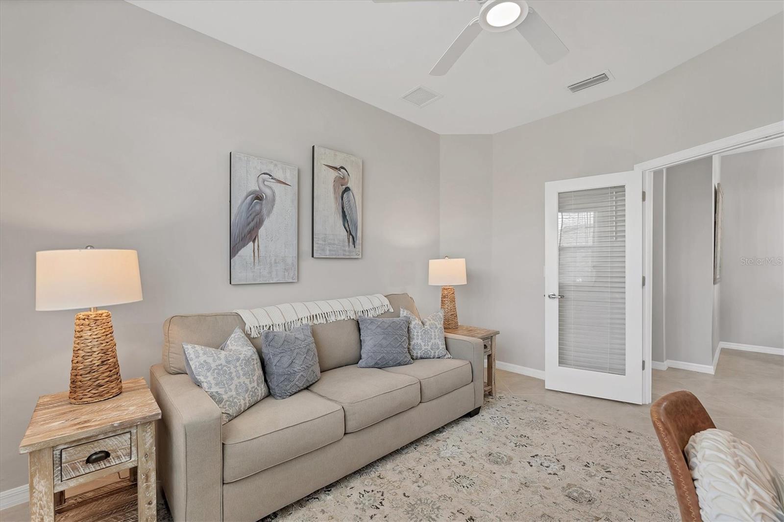 Image 25 of 46 For 2049 Bonito Way