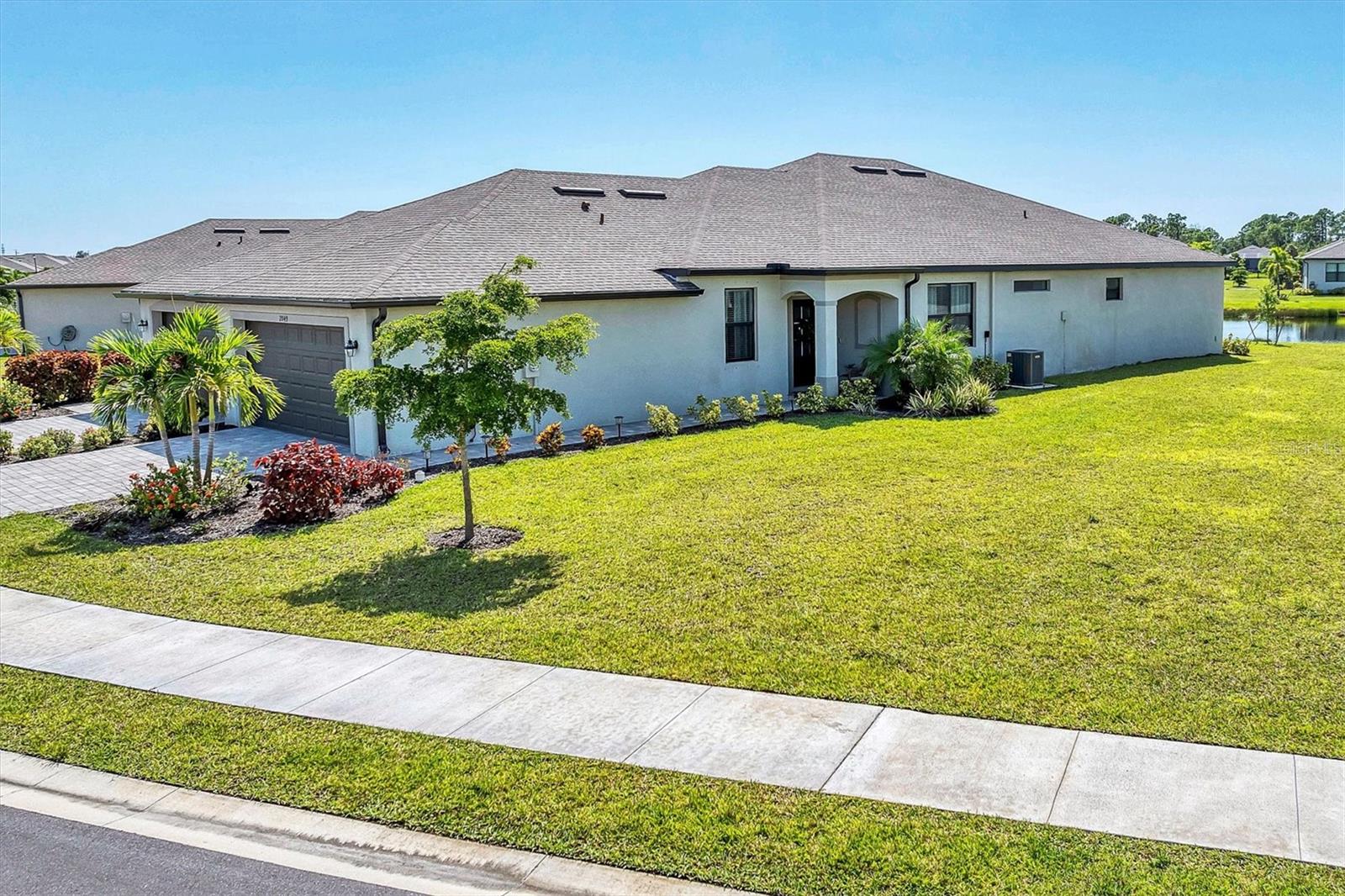Image 9 of 46 For 2049 Bonito Way