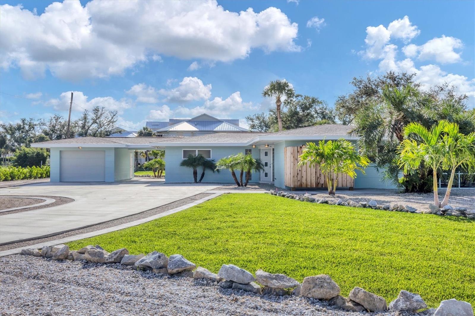 Image 10 of 46 For 550 Gaspar Drive