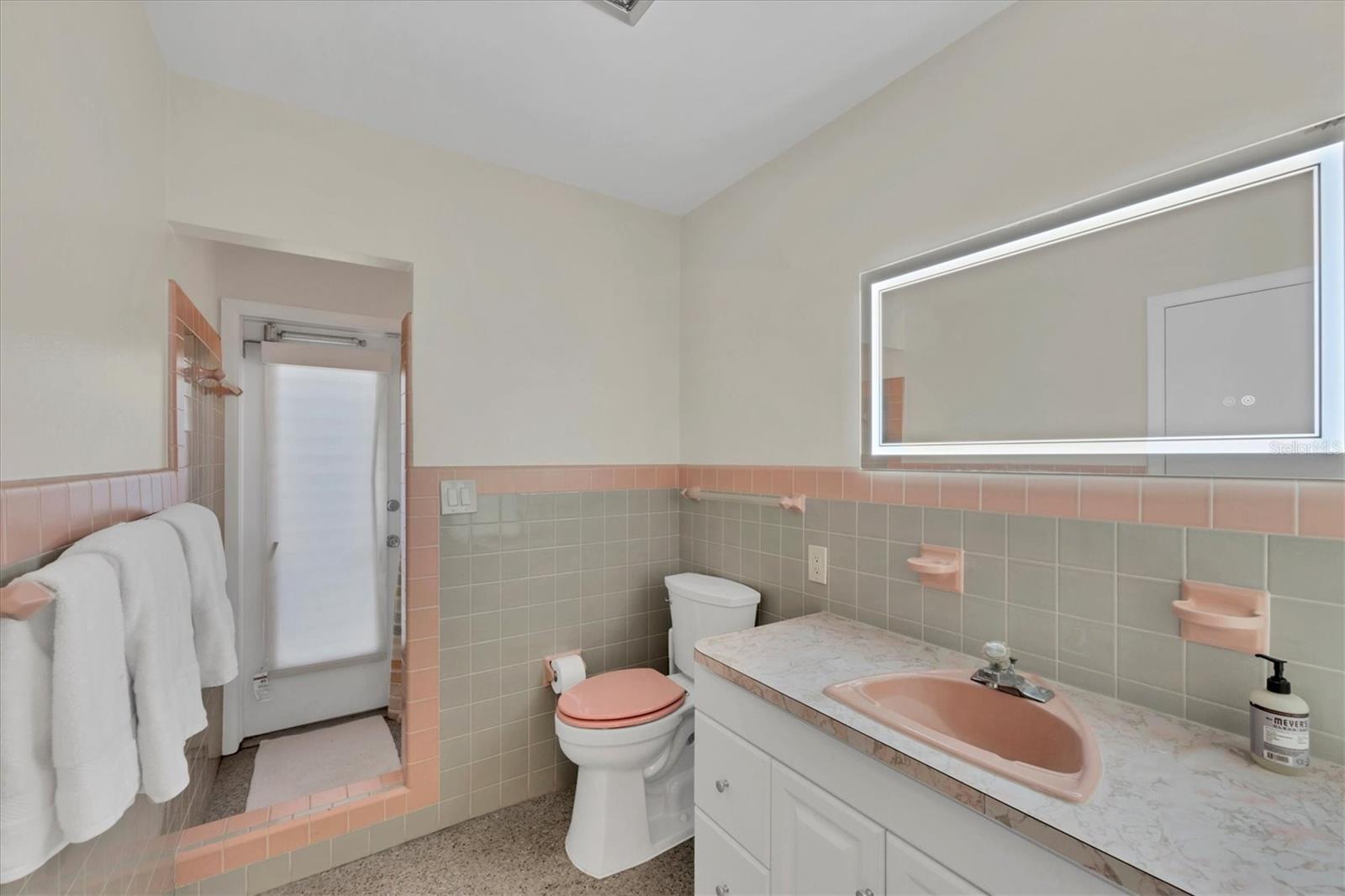 Image 29 of 46 For 550 Gaspar Drive