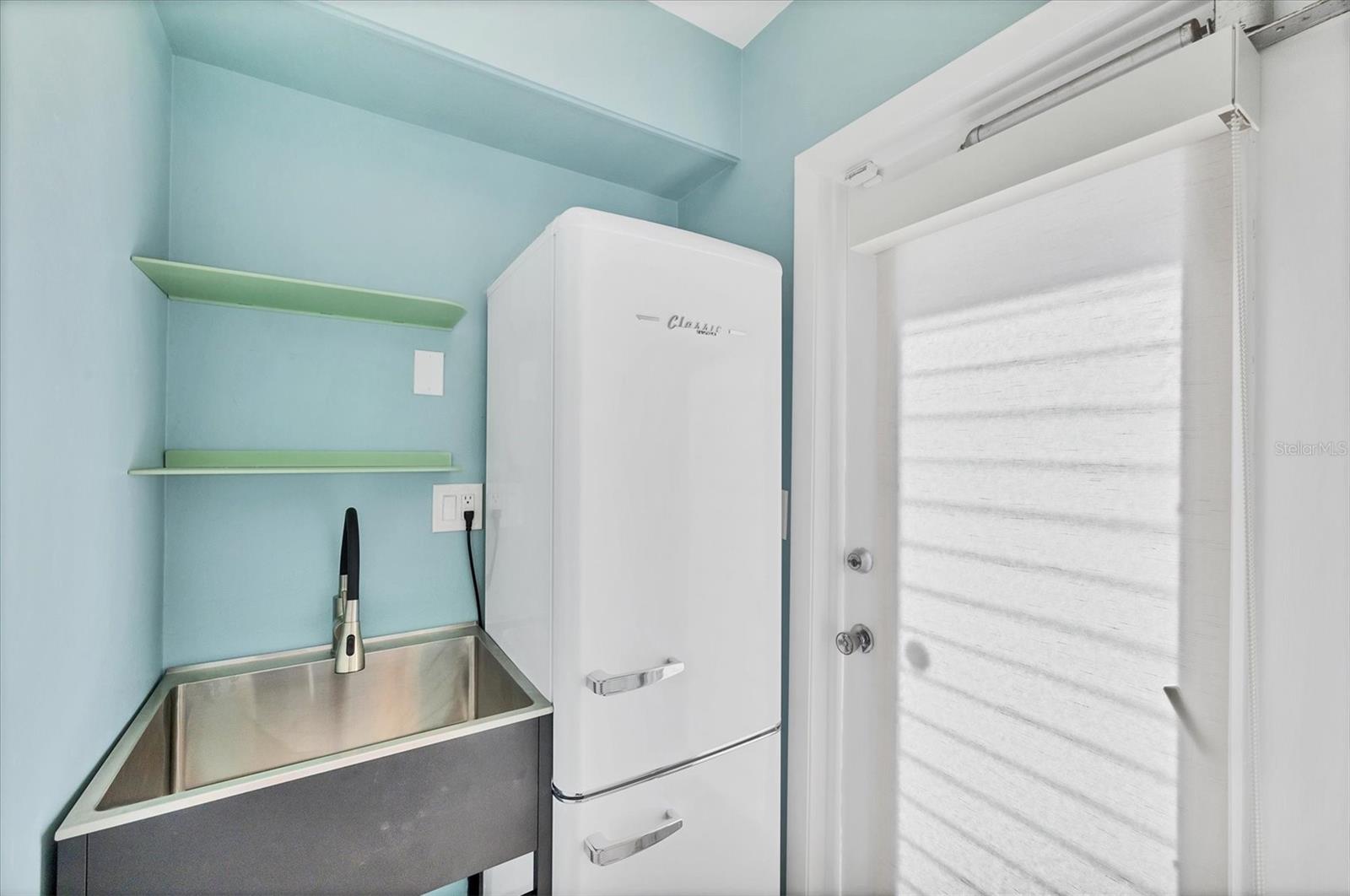 Image 31 of 46 For 550 Gaspar Drive