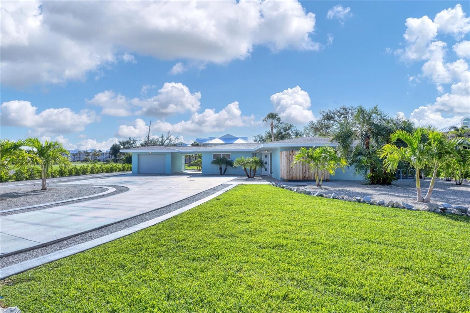 Image 9 of 46 For 550 Gaspar Drive