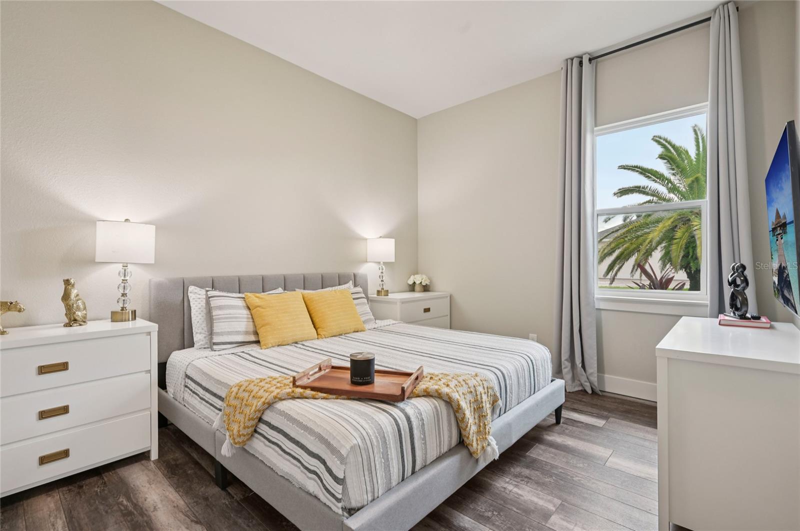 Image 28 of 62 For 239 Rotonda Boulevard N