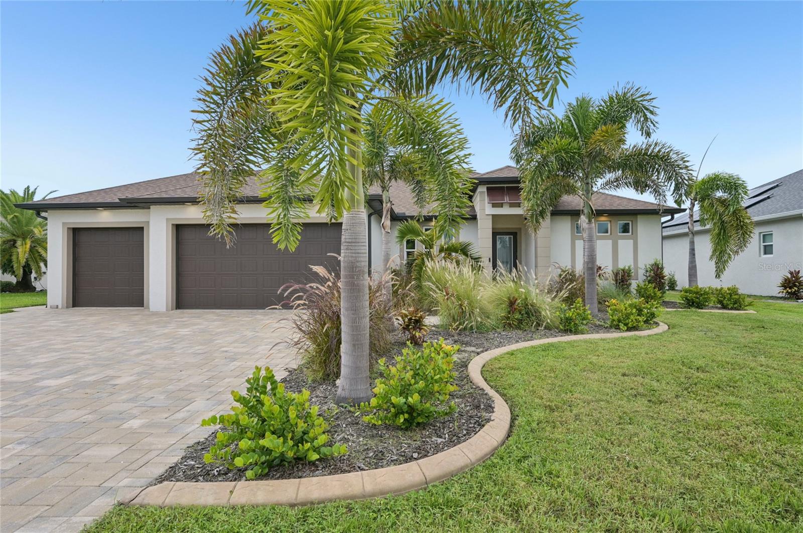 Image 3 of 62 For 239 Rotonda Boulevard N